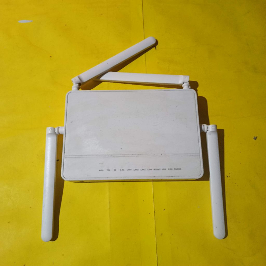 XPON R670L DUAL BAND ROUTER WIRELESS