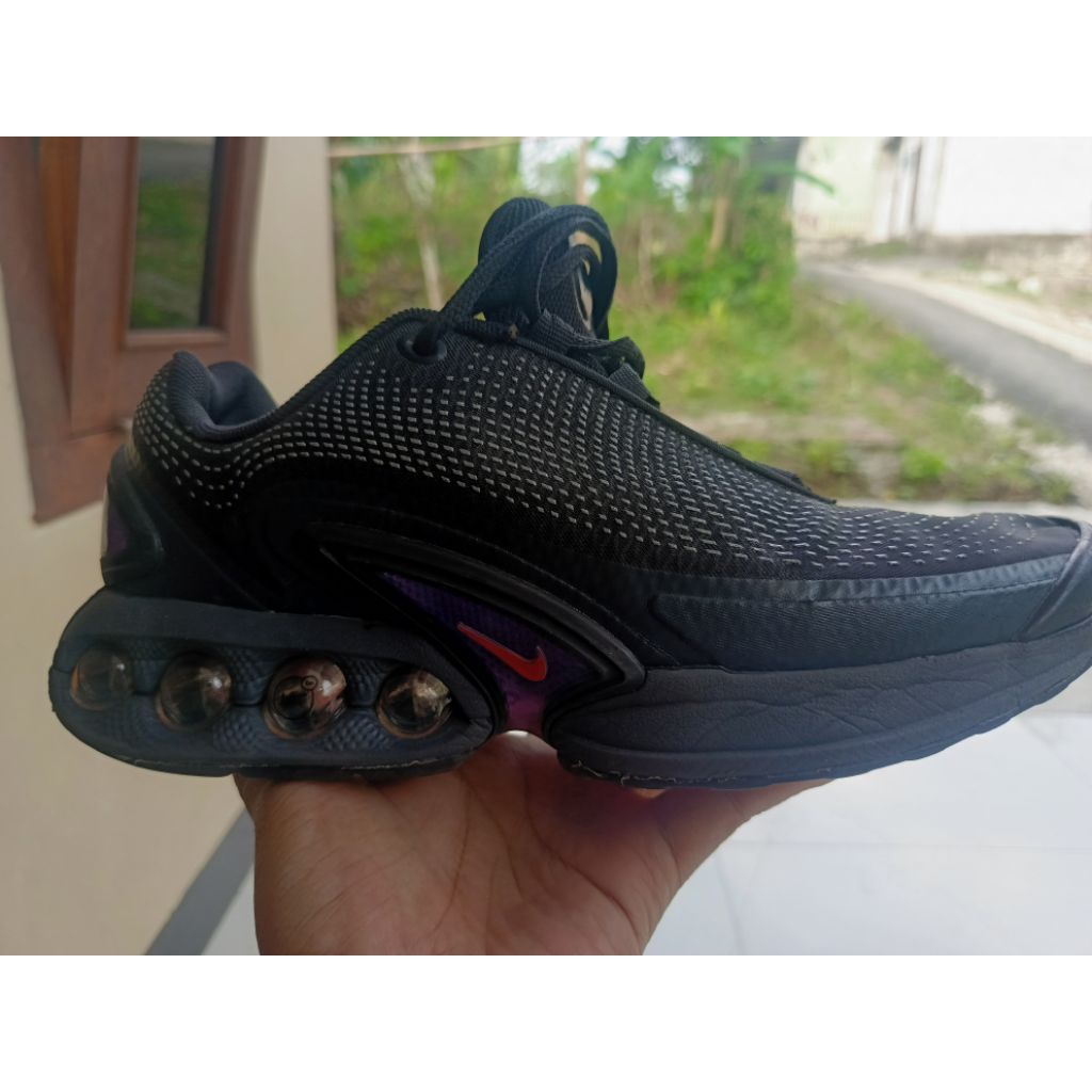 Sepatu Nike TN second