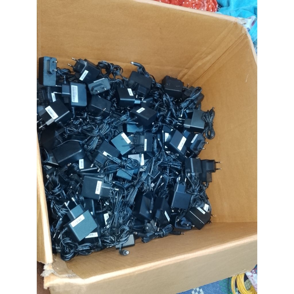Adptor.zte original. meic.12v /1A (200pcs)
