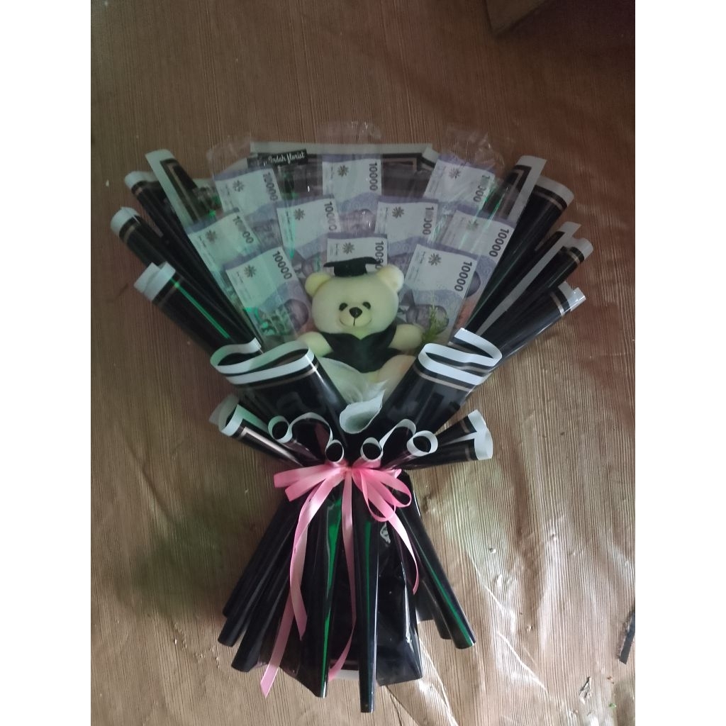 buket kosongan tambah boneka