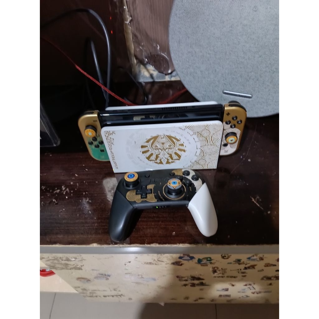 Nintendo switch Oled edisi zelda TOTK