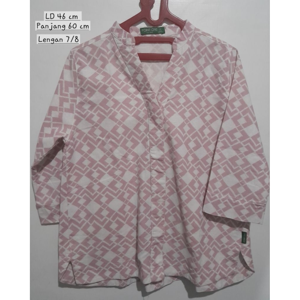 Preloved kemeja wanita lengan 7/8 merk Point one