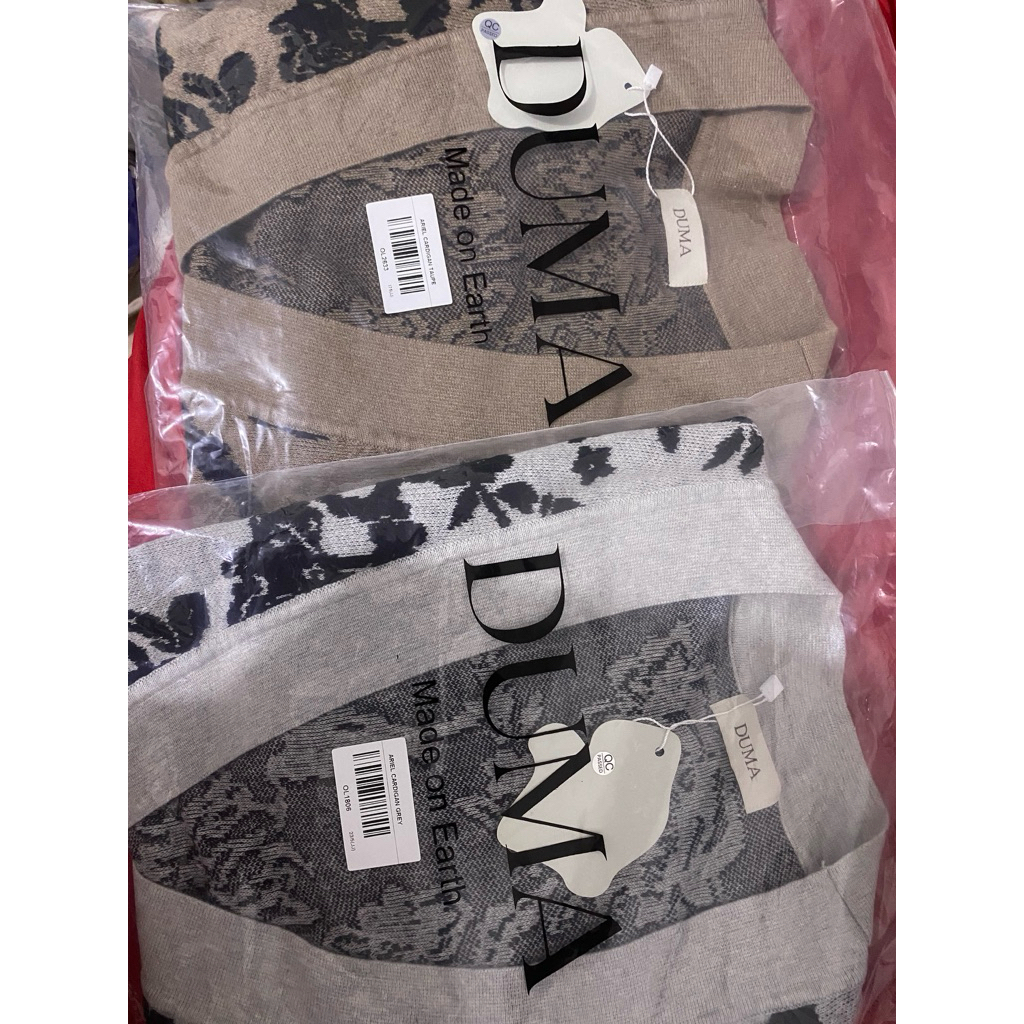 Ready stock Duma ariel cardigan
