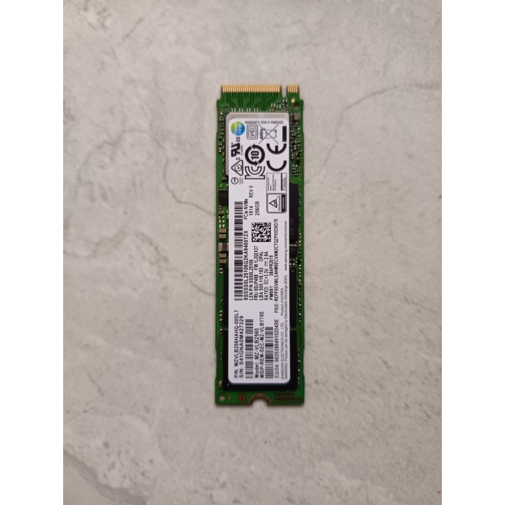 SSD M.2 nvme Samsung 256gb, bekas normal