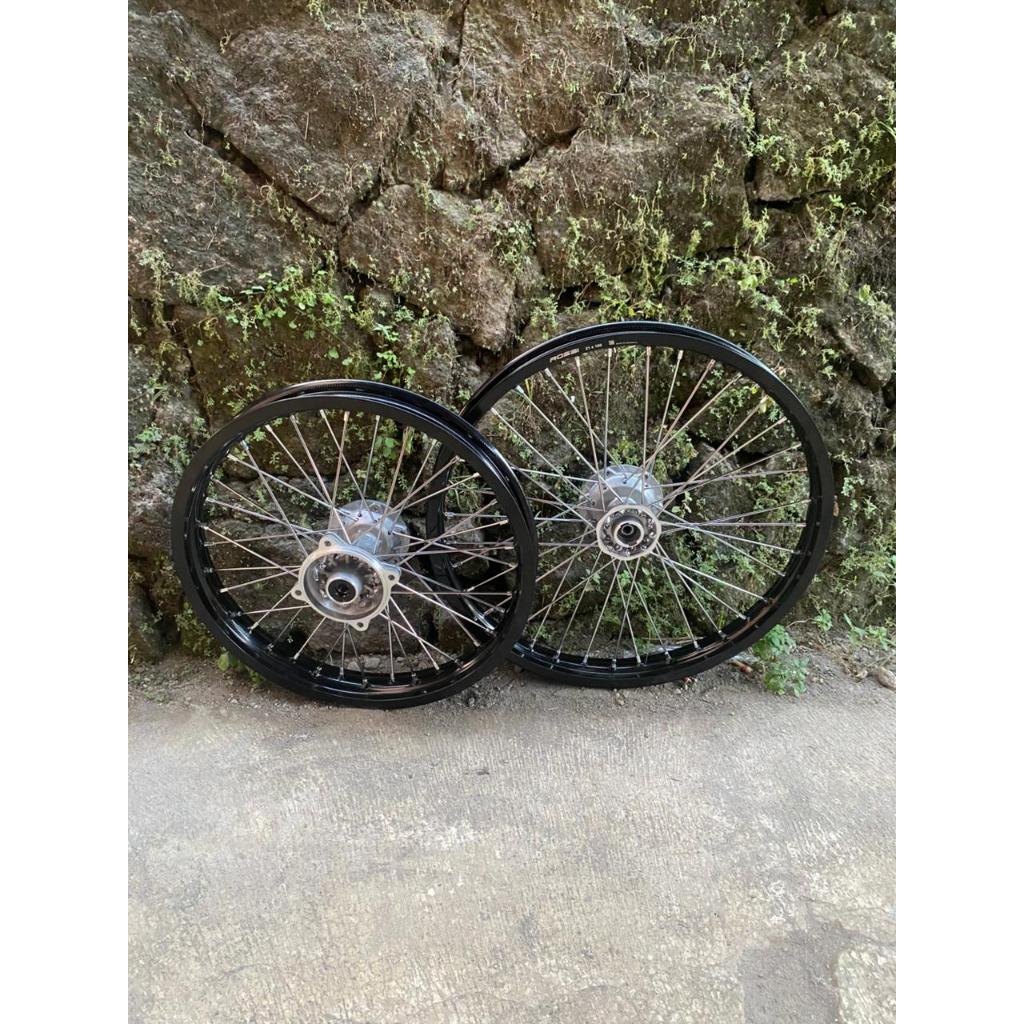 Wheelset Paket Roda RBT/Trabas KLX Velg Rossi  Ring 18/21 Tanpa Ban