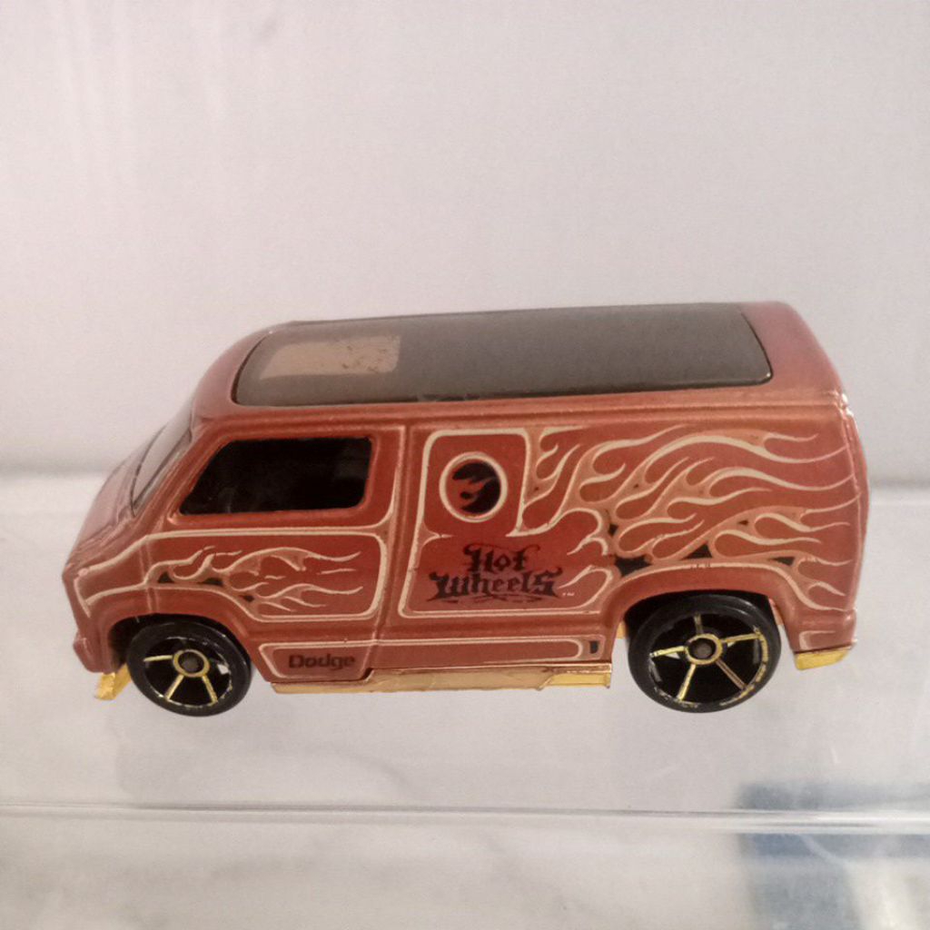HOTWHELLS CUSTOM 77 DODGE VAN