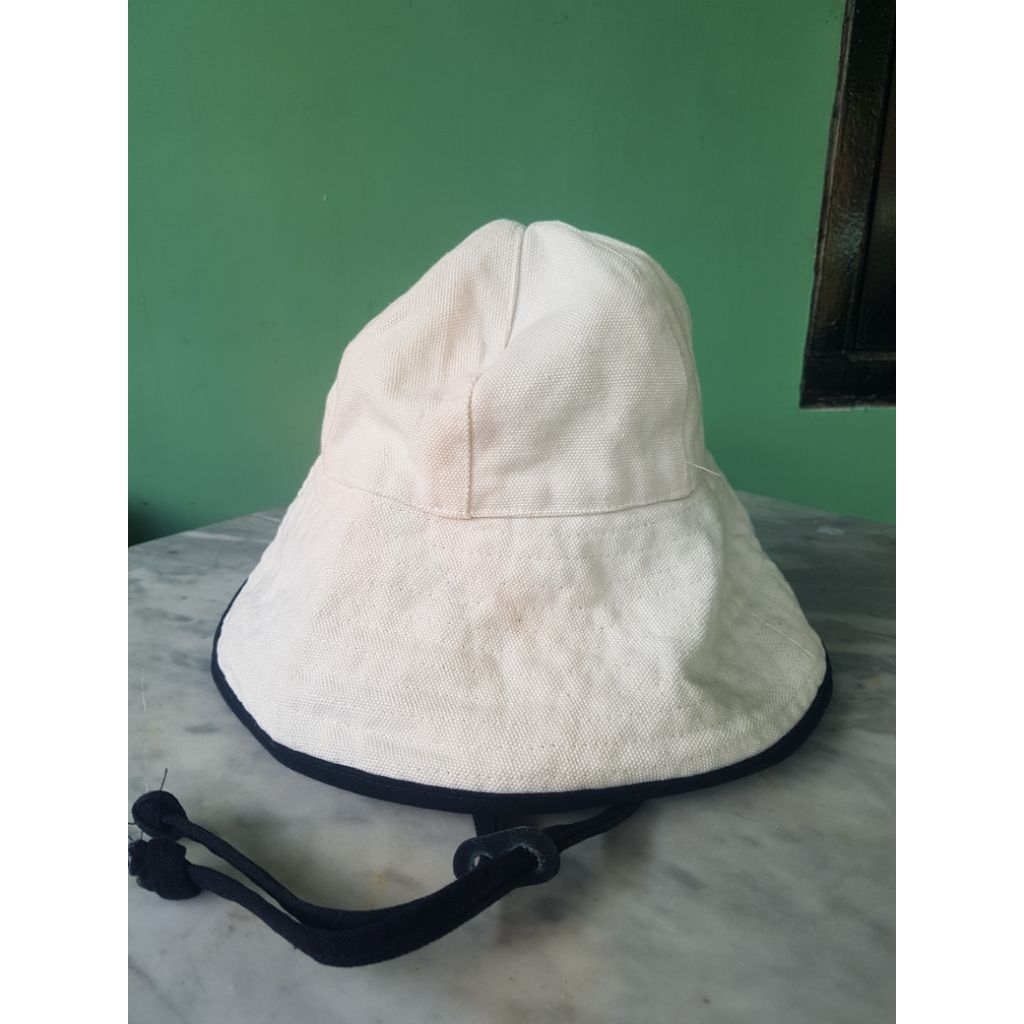 topi bucket zara