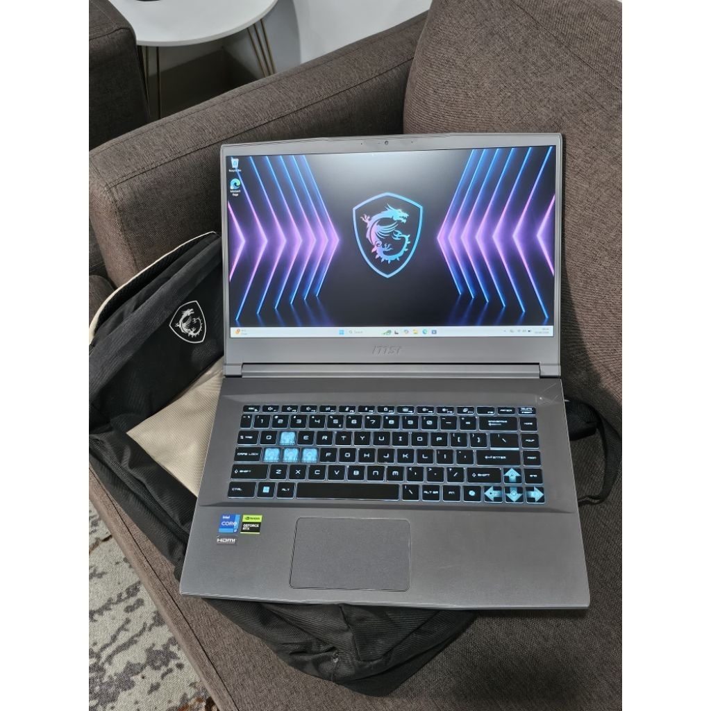 LAPTOP MSI GAMING CORE I7 GEN 12 NVIDIA RTX 3050 4GB RAM 8 GB SSD 512 GB MULUS SEPERTI BARU MASIH GA