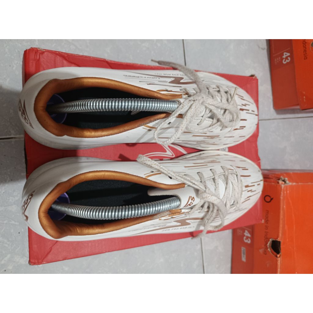 SepatuFutsalSecondLSReborn