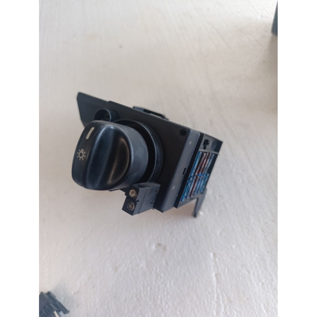 Saklar Lampu Mercedes Benz W210