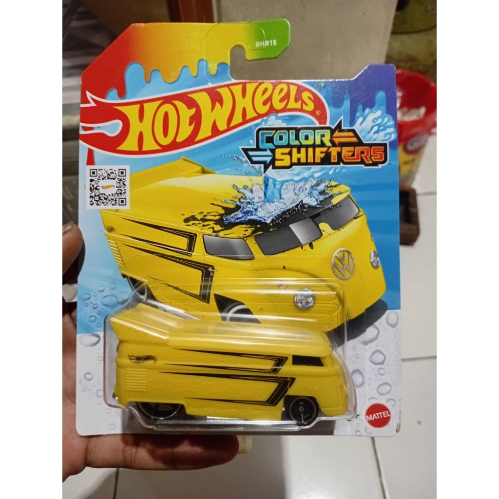 Hotwheels colour shift vw drag bus