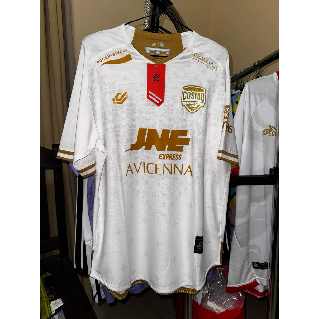 BNWT Cosmo JNE Player Issue 22/23 (original)
