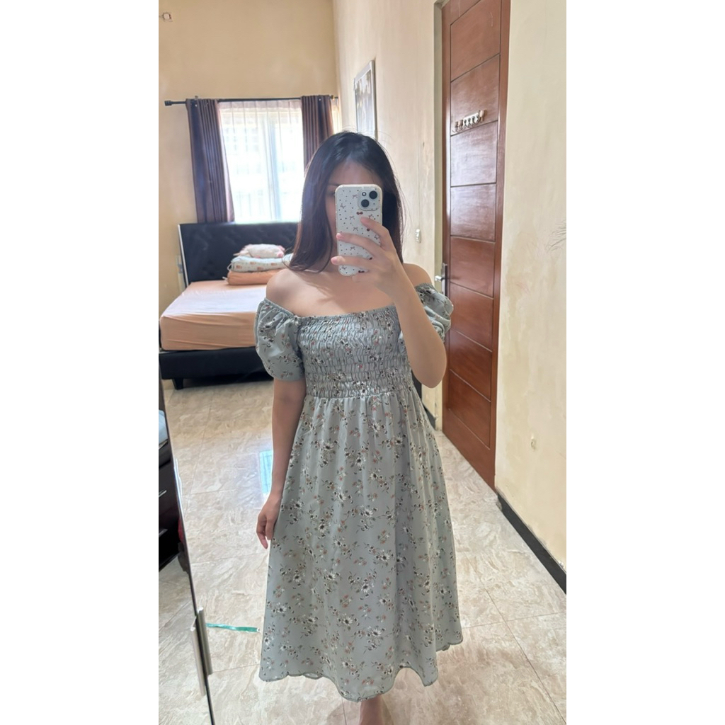 Preloved Dress Bunga sabrina