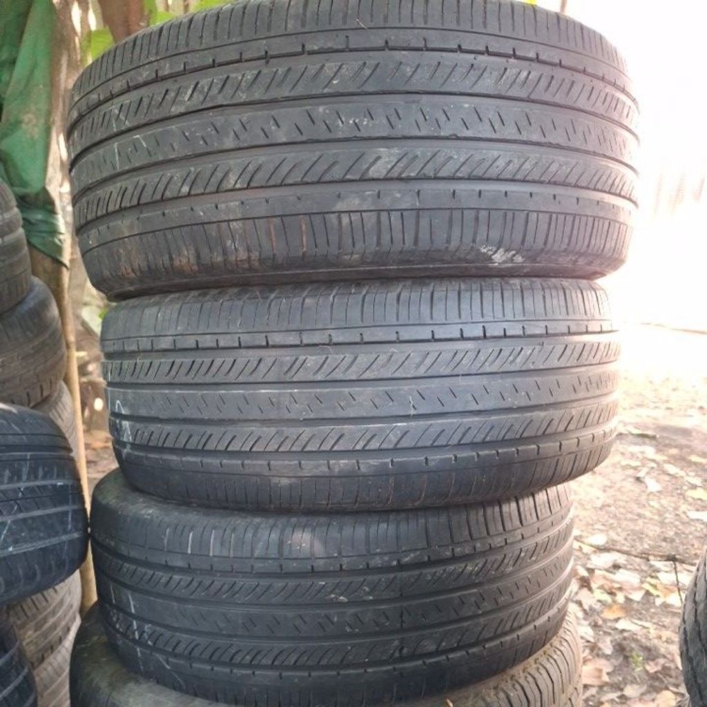 Ban GT SAVERO SUV 235 60 R16