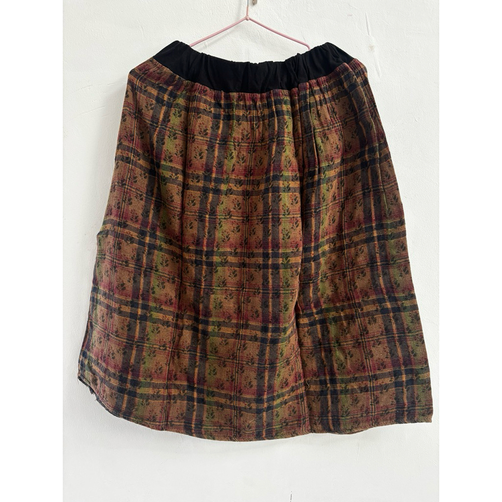 preloved rok midi