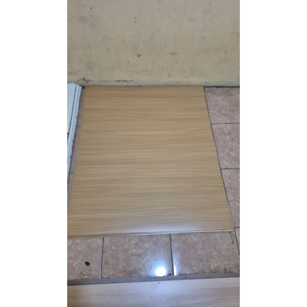 Hpl Taco Serat kayu ukuran 122cmx100cm