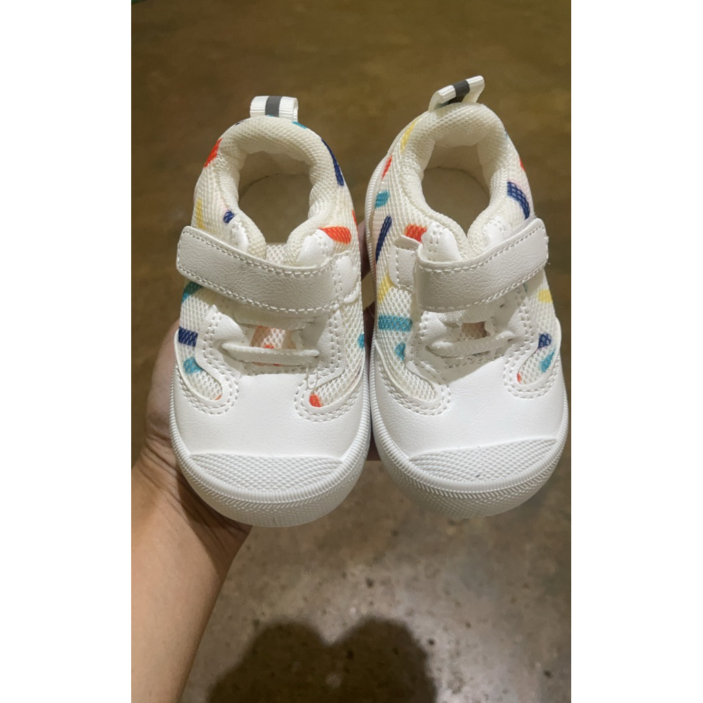 Sepatu sneakers anak putih sprinkle babyfit kets casual ori brash payless rainbow arc en ciel