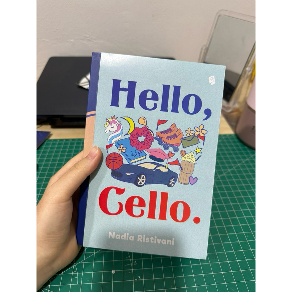 novel hello cello [preloved, ori]