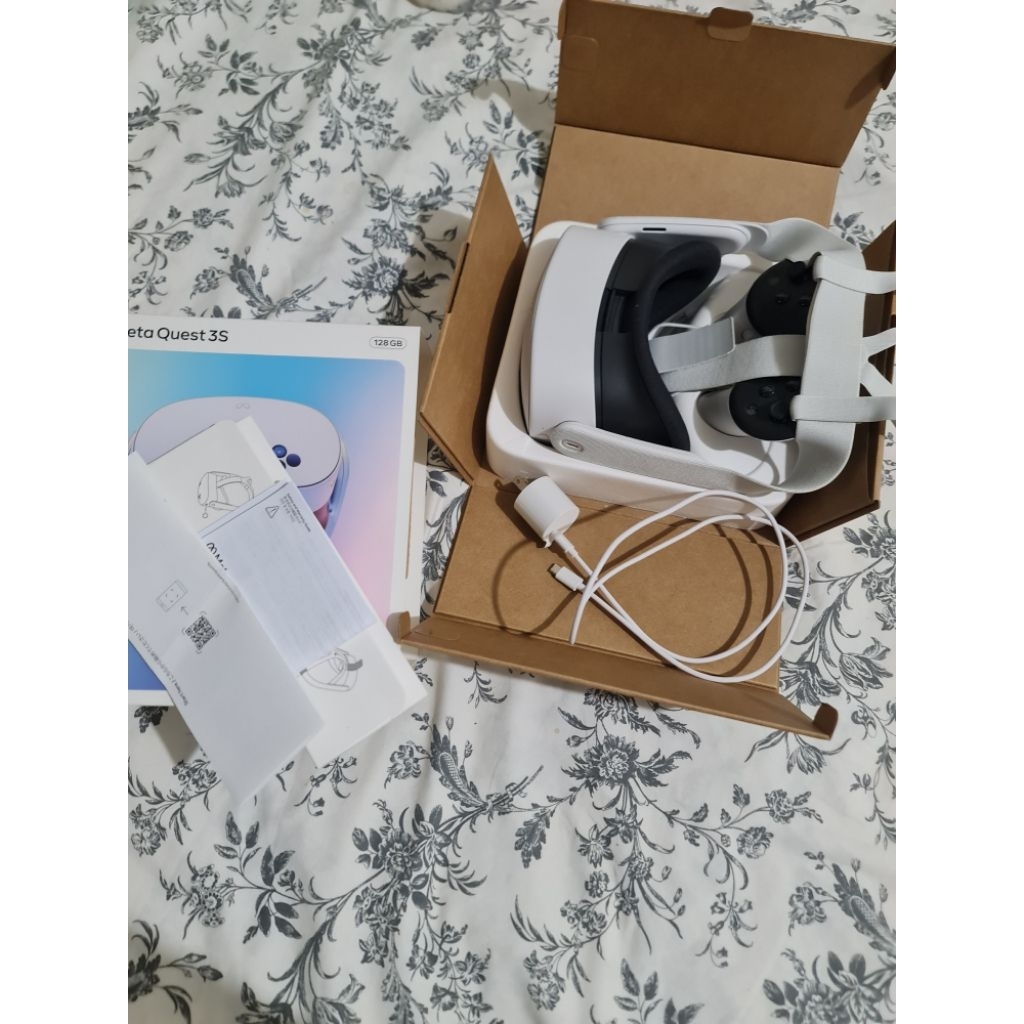 Meta Quest 3S 128GB Preloved / Second - Kondisi Like New, Super Mulus Fullset