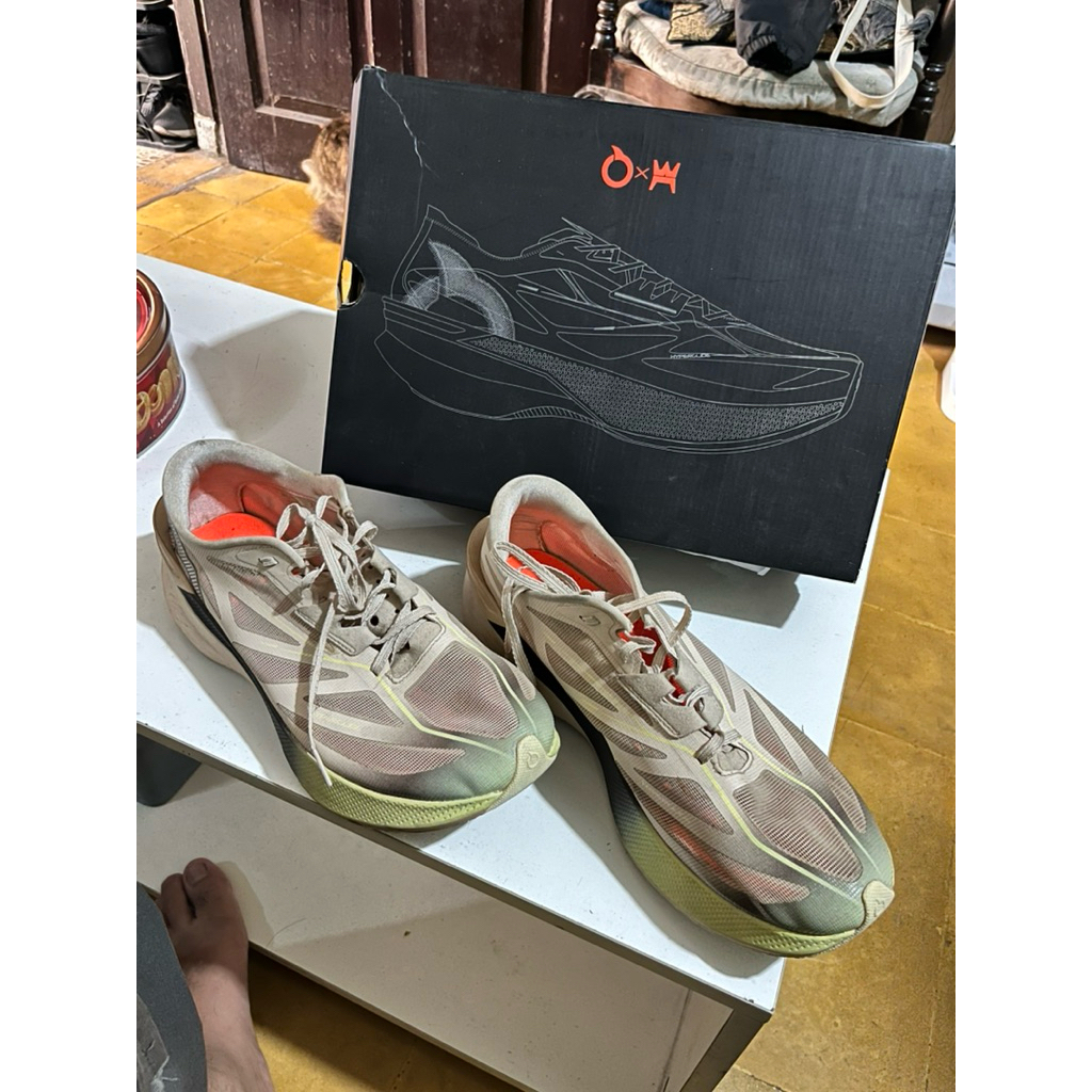 Ortuseight Hyperglide 4.0 SE Tavern Buff [Preloved] Ukuran 44