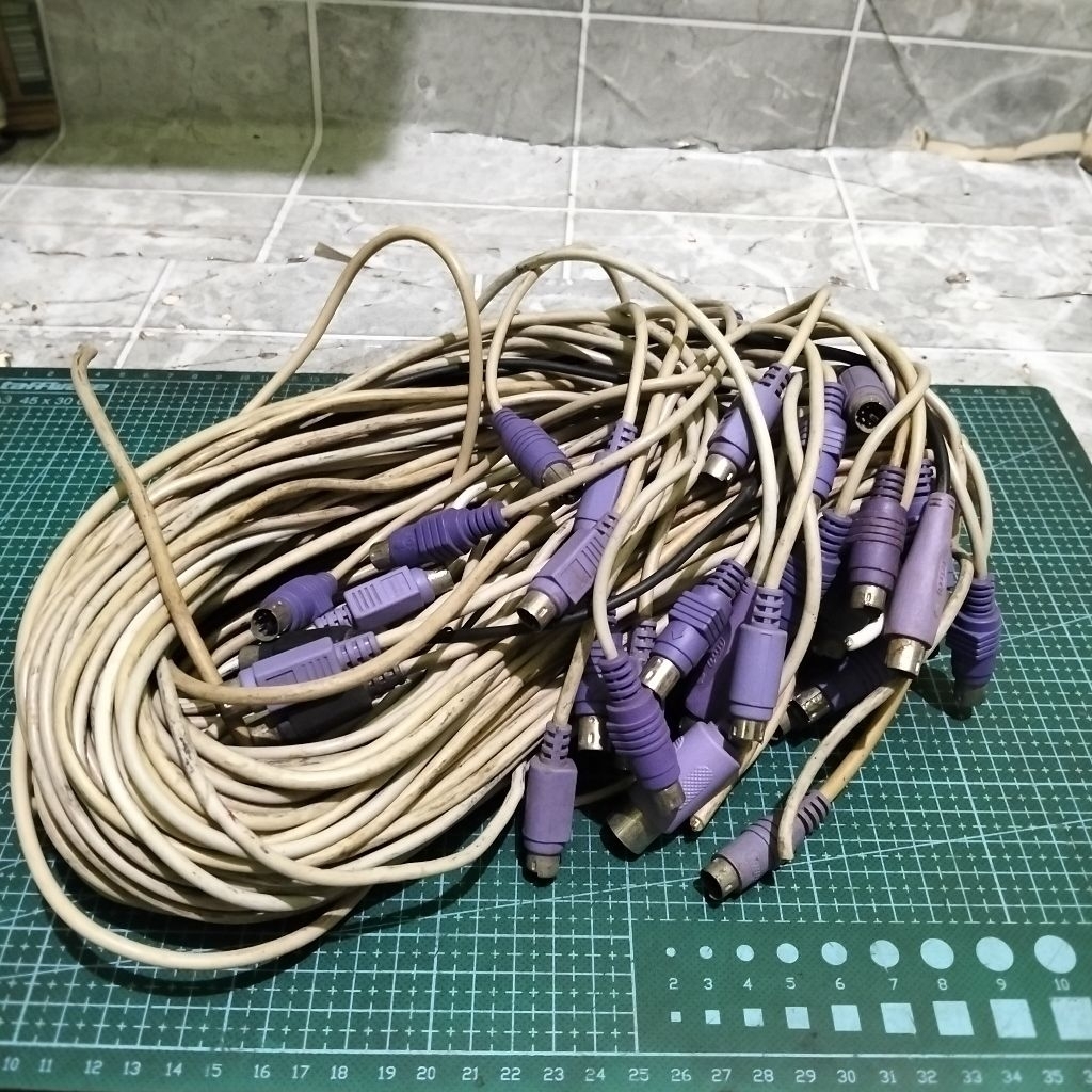 Borongan Kabel PS/2 Bekas Beragam Ukuran untuk Keyboard Mouse Komputer Jadul