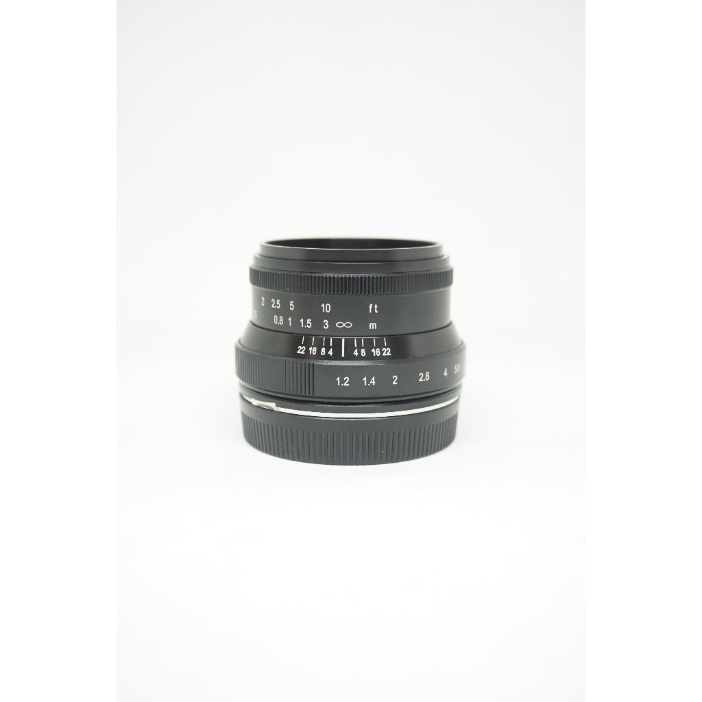 Lensa 7Artisans 35mm F1.2 II Ex Display For SONY