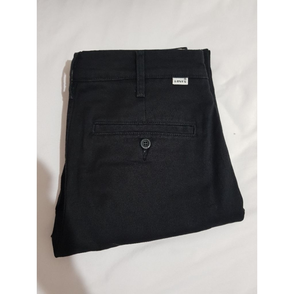levis chino hitam size 29