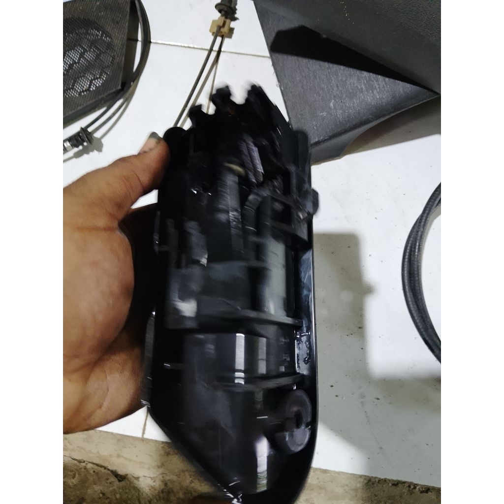 handle tarikan bagasi dan bensin Vios gen 2 dam gen 3