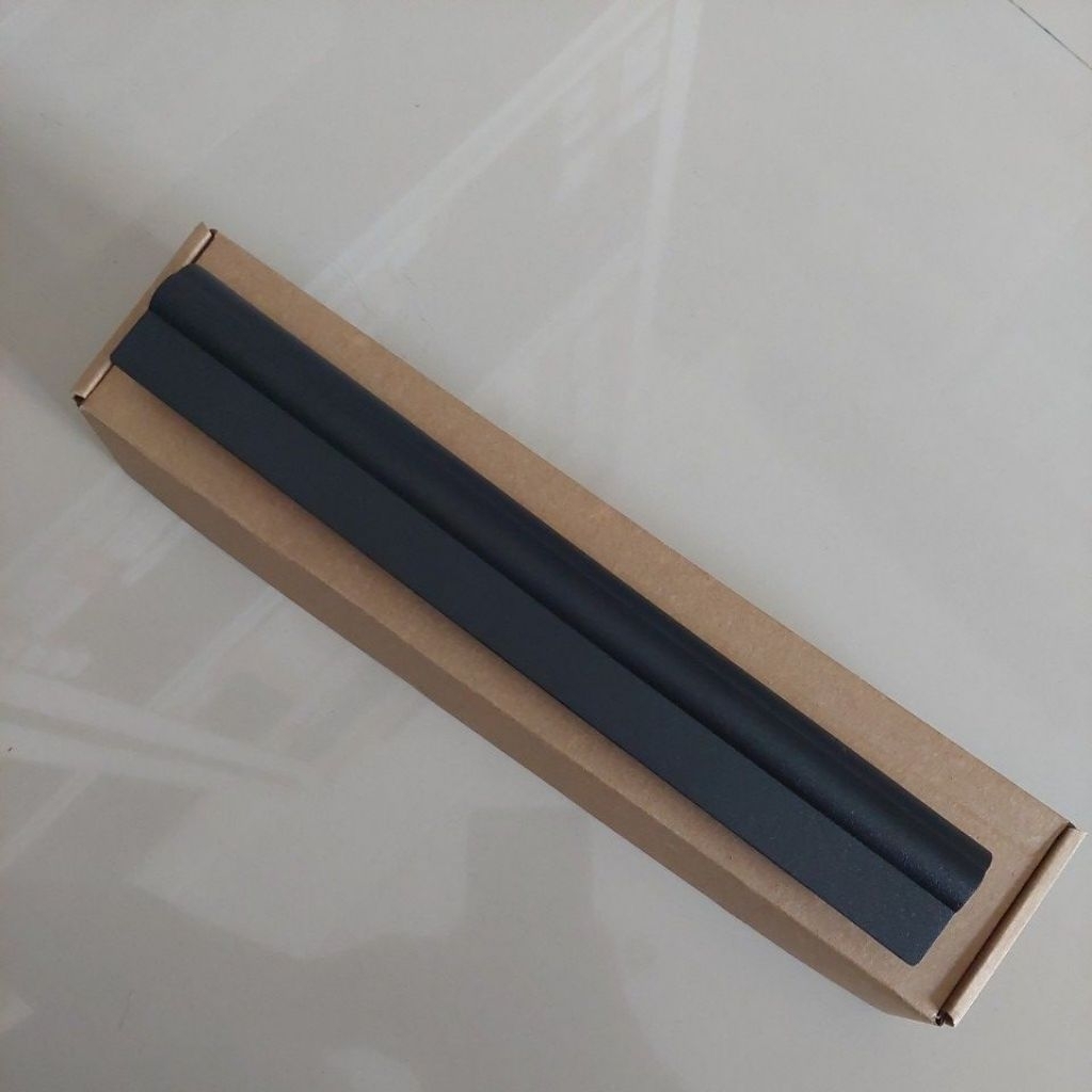 Baterai Laptop Dell M5Y1K