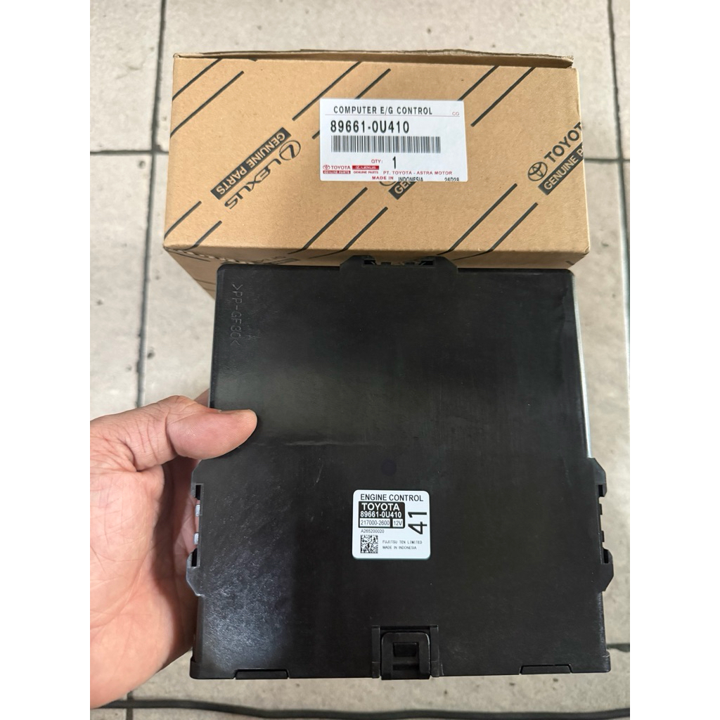 89661-0U410 ECU computer engine control all new yaris vios