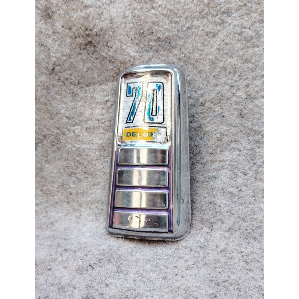 panel dada Honda c70 ori emblem Honda c70 ori emblem dada Honda c70 ori emblem Honda bekjul ori embl