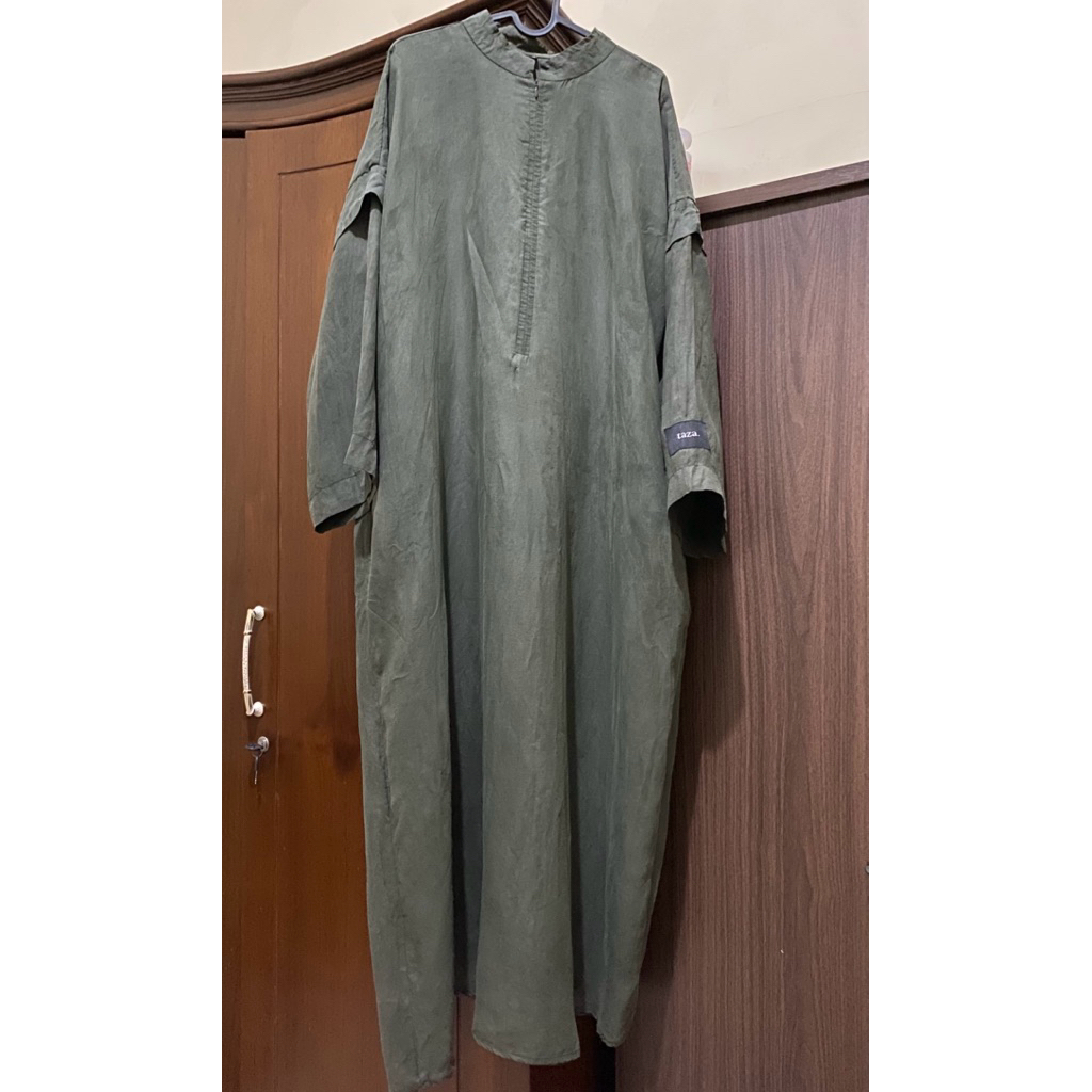 PL Fina Abaya TAZA