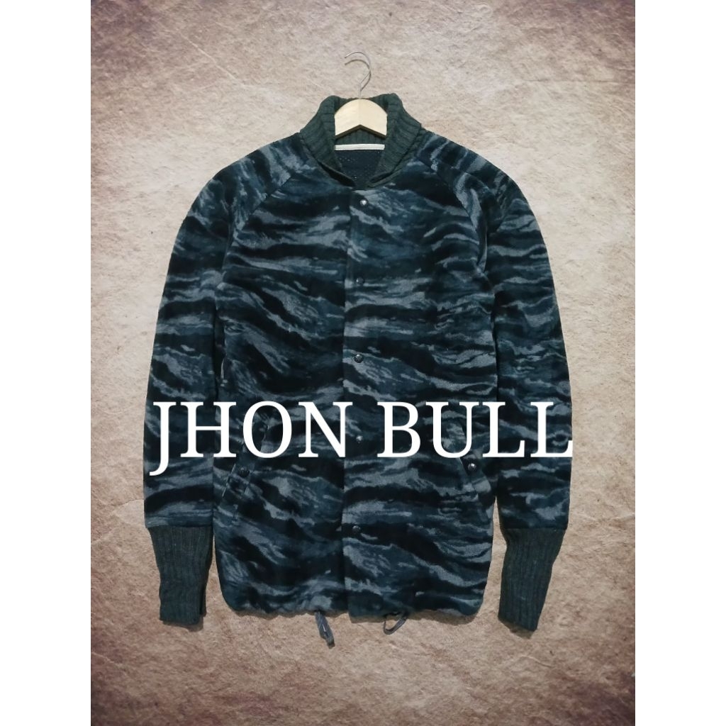 Jaket keren JHON BULL bahan tebal berat bekas pakai