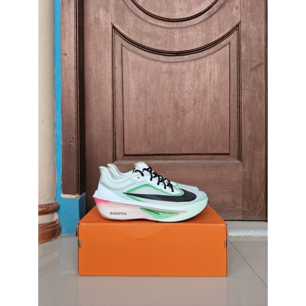 nike zoomfly 6 original