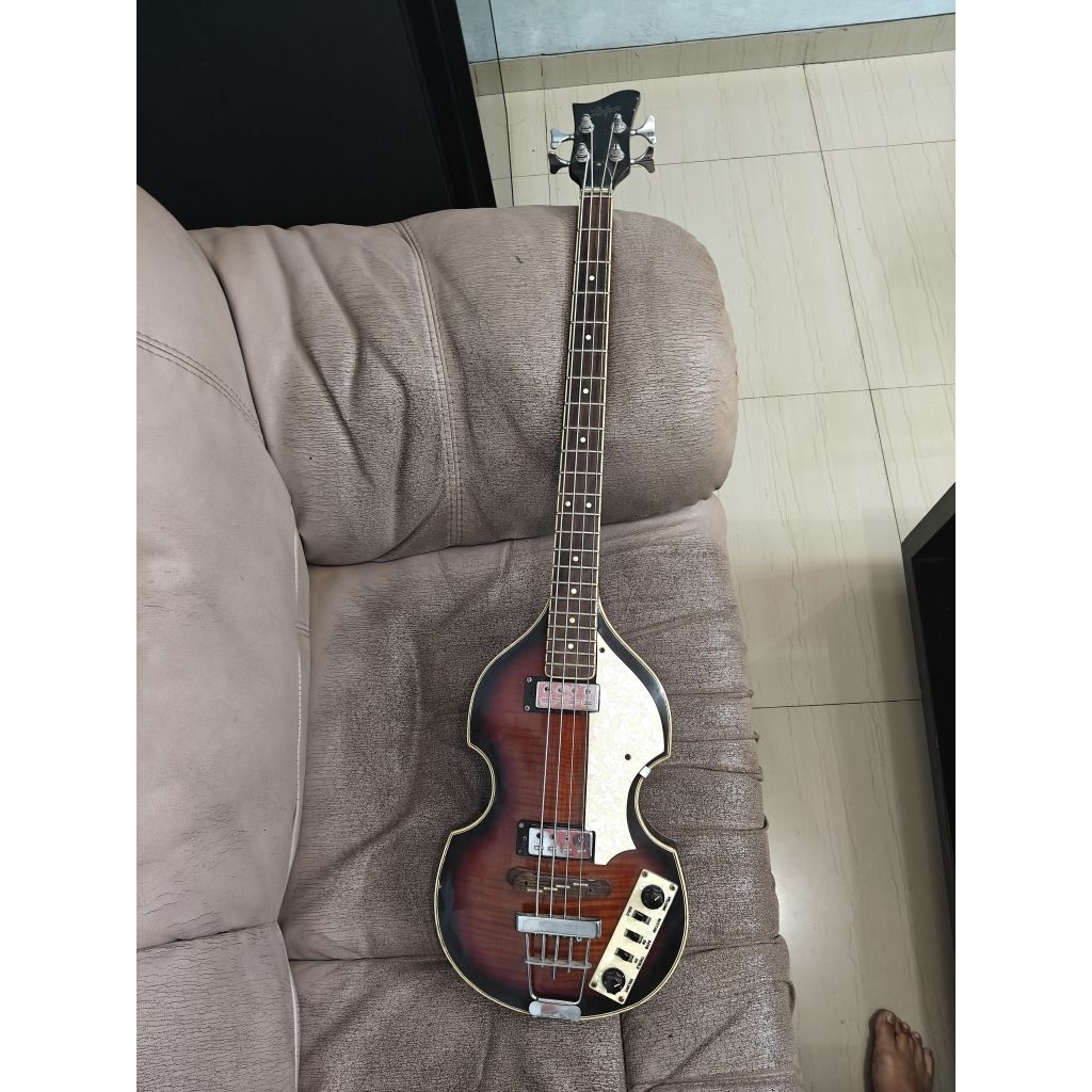 Hofner bass custom jual murah aja