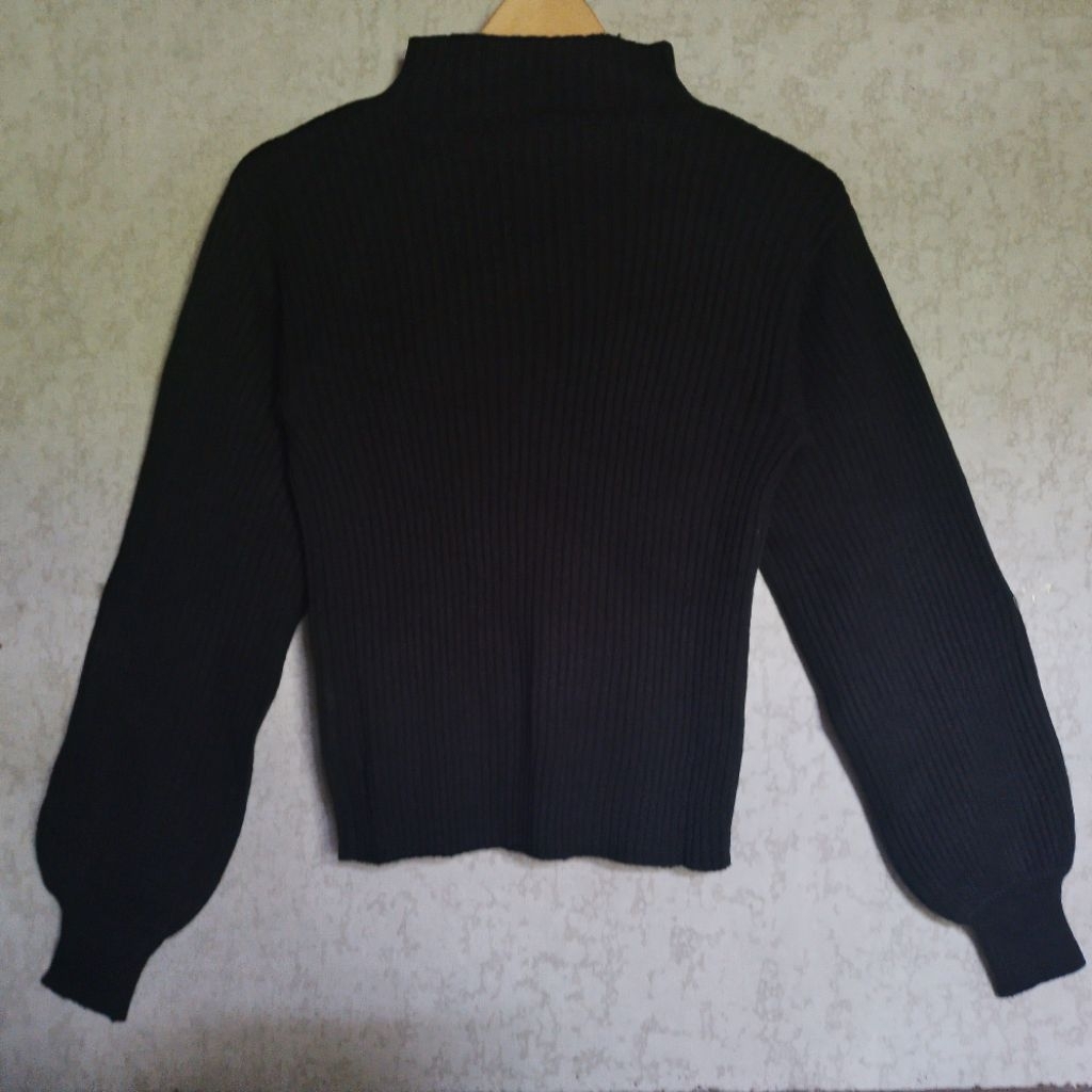 RAJUT LIDI JELY WARNA HITAM LENGAN BALON