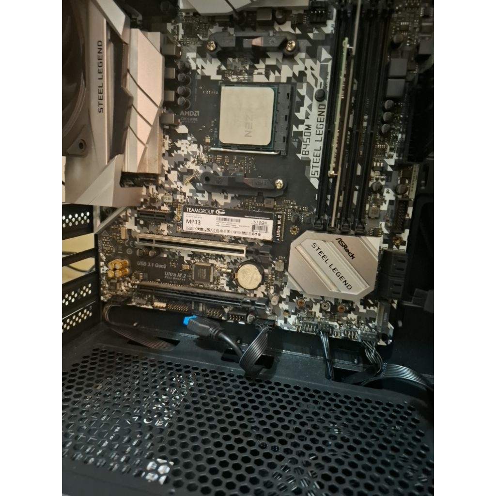 Ryzen 5 5600G Tray + MOBO B450m STEEL LEGEND + RAM 4GB