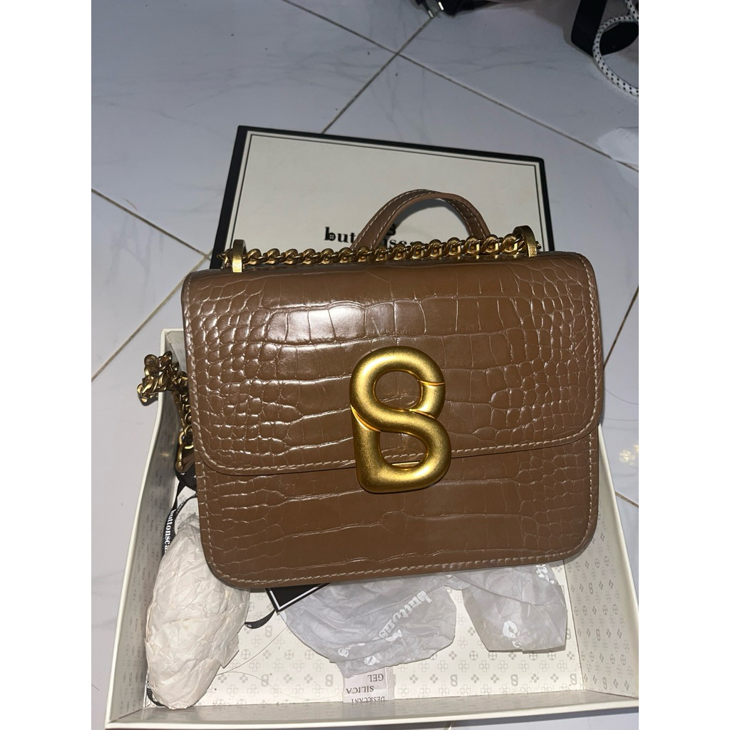 audrey chain bag buttonscarves