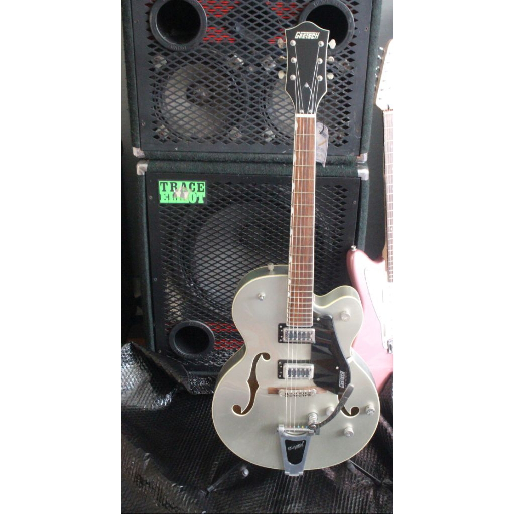 GRETSCH G5420T ELECTROMATIC CLASSIC HOLLOW BODY BIGSBY – AIRLINE SILVER (NOS)