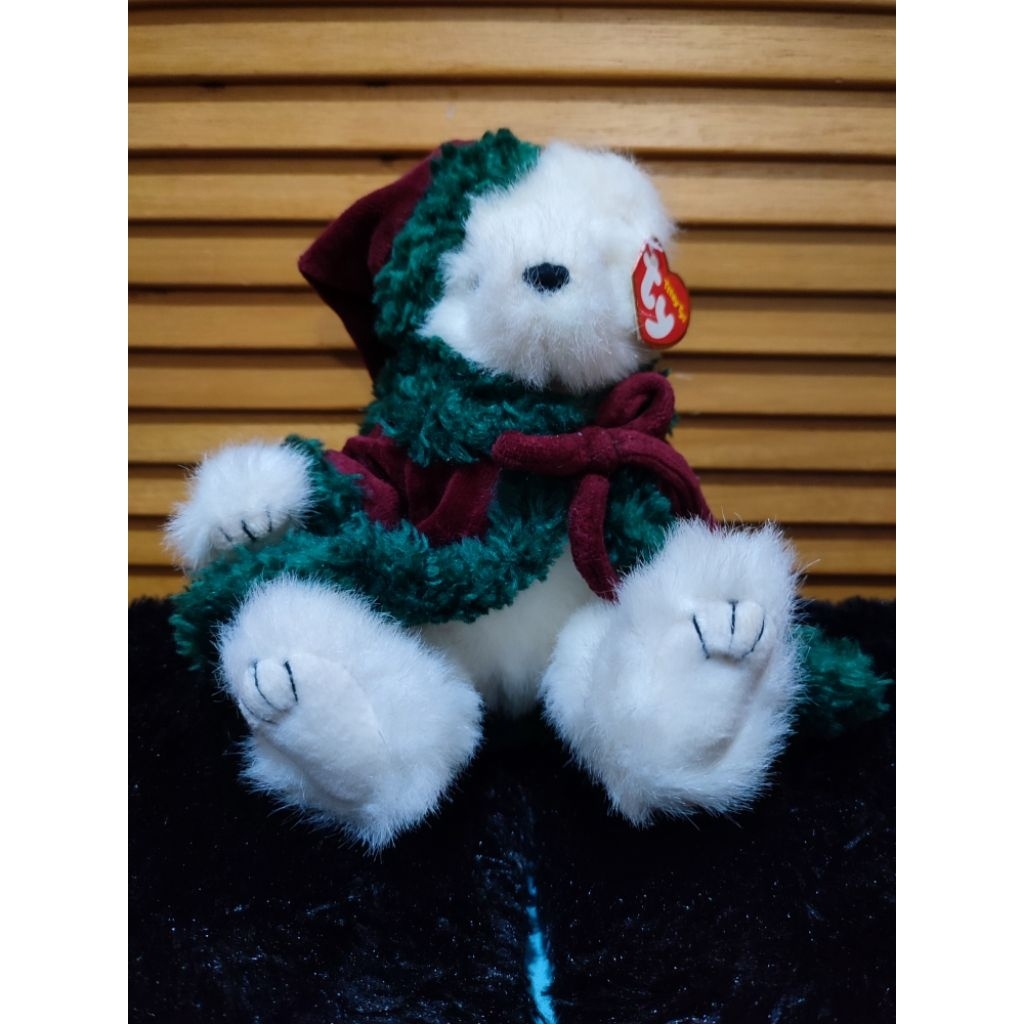 Teddy Putar Jubah Hijau (R)
