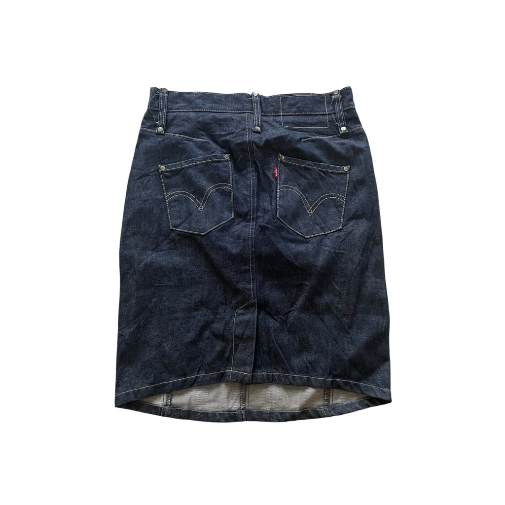 KODE:335-ROK PENDEK BRAND LEVIS ENGINEERED DENIM