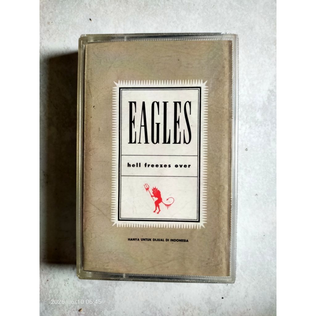 kaset pita jadul EAGLES "hell freezes over"
