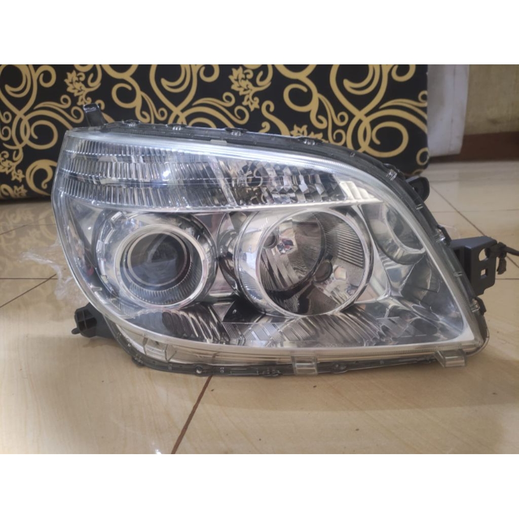 lampu depan rush/Terios 2011-2015 kanan