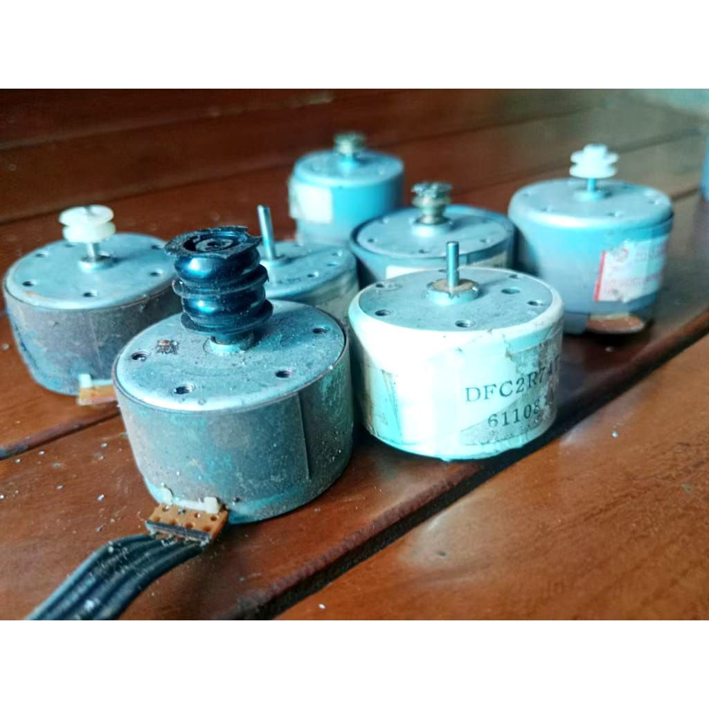 Dinamo Tape DC 12V Type Random - 3500 RPM