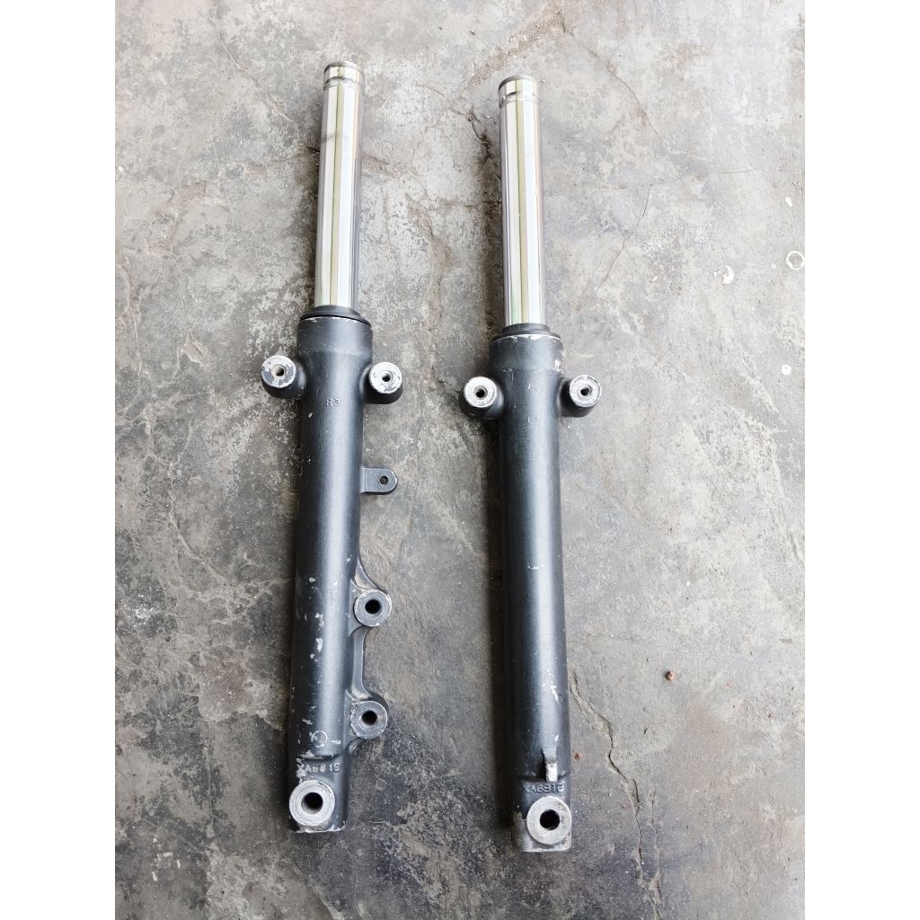 Shock skok depan Skywave suzuki skywave original motor