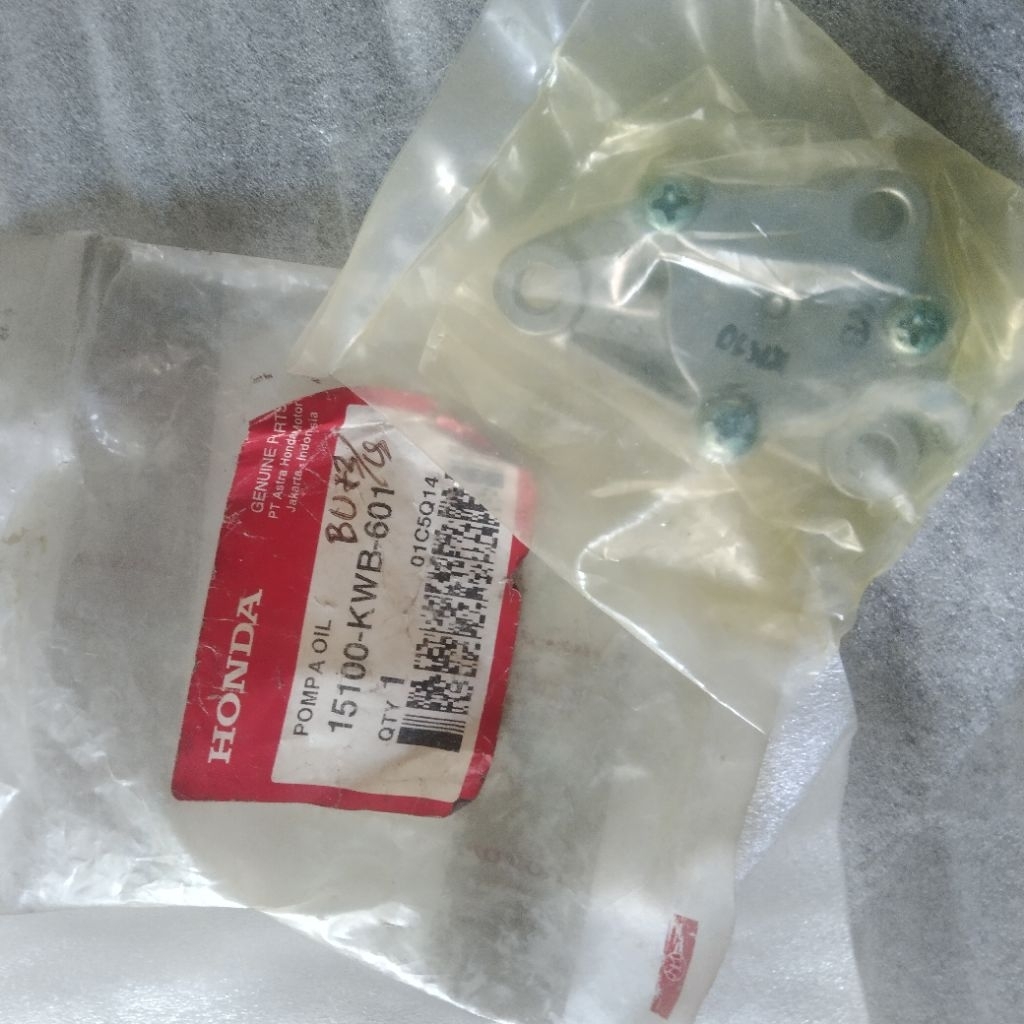 pompa oli original Honda Blade karbu 15100kwb601