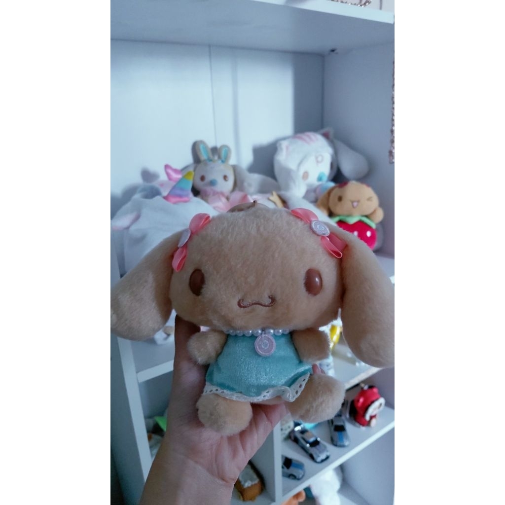 [RARE] Cinnamoroll Mocha Sweet Cafe Plushie Keychain