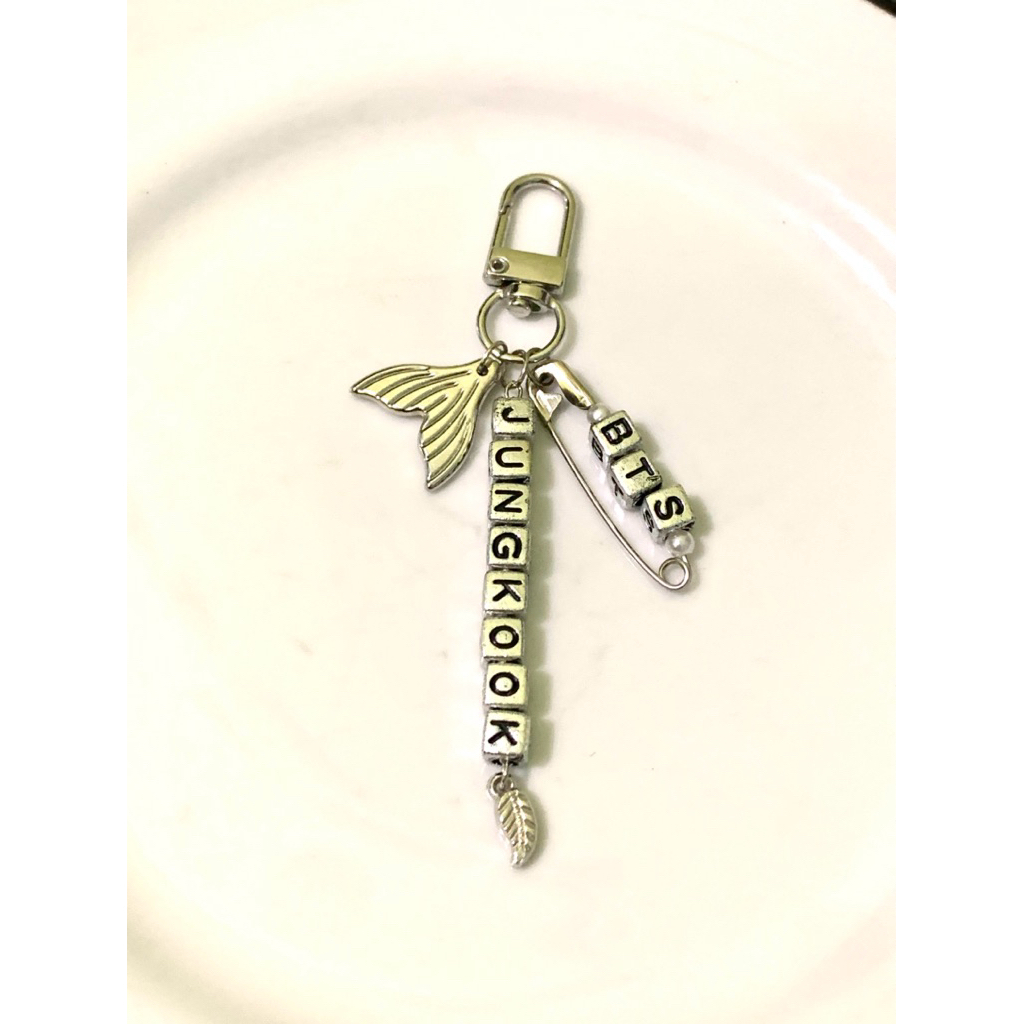 keychain safetypin BTS|gantungan kunci BTS|safetypin keychain BTS
