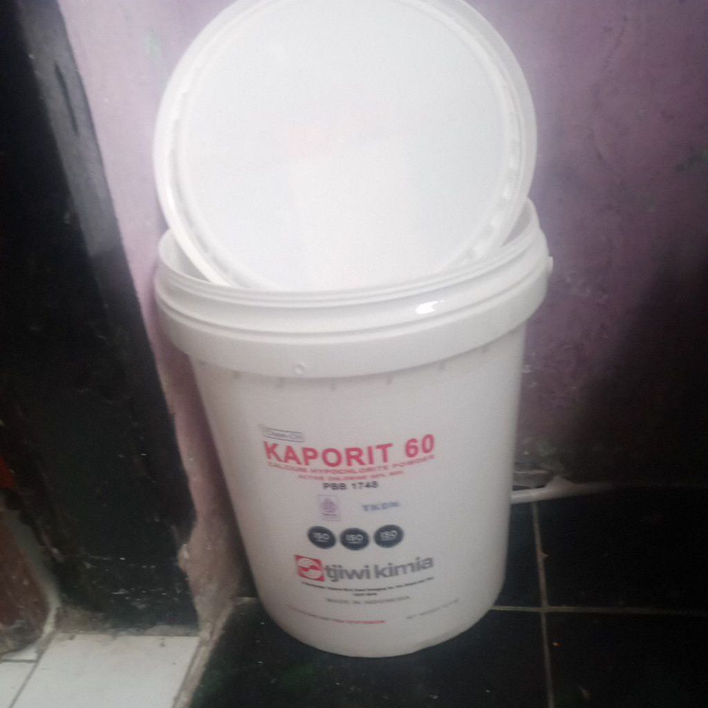 ember bekas tjiwi/ember bekas 15 kg
