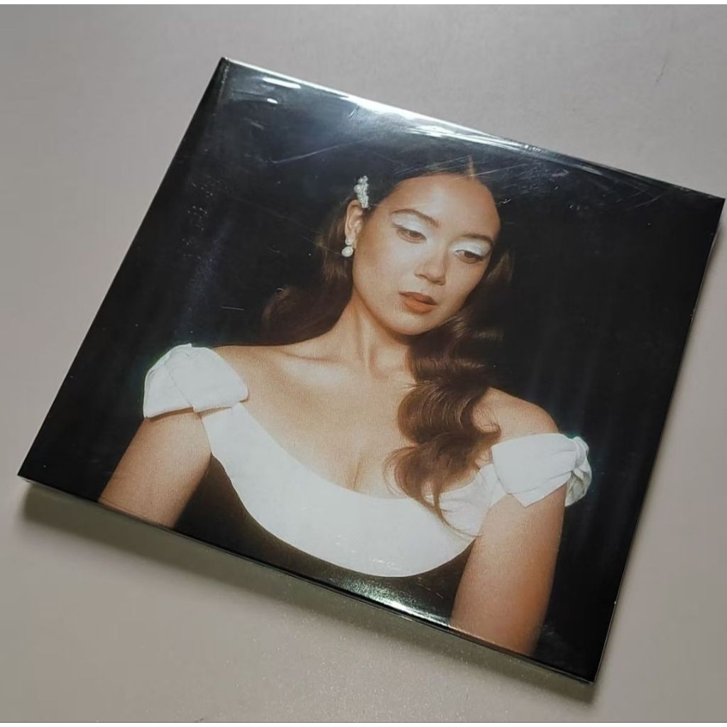 CD  LAUFEY BEWITCHED THE GODDESS EDITION ORIGINAL
